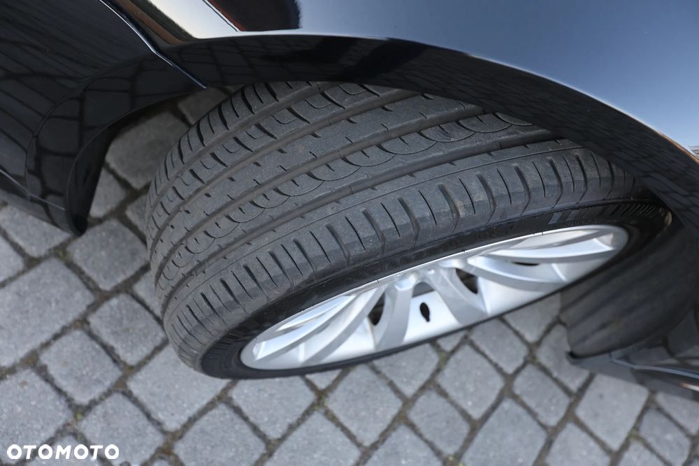BMW Seria 6 650 i - 28