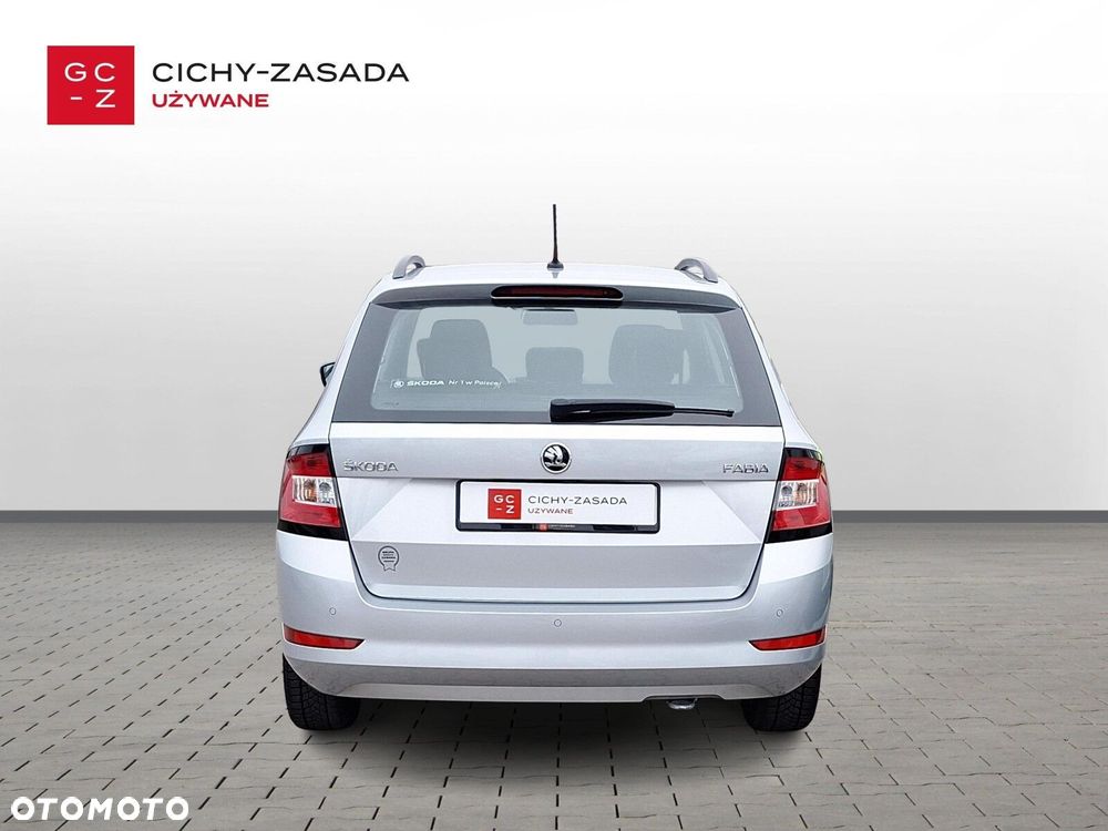 Skoda Fabia - 4