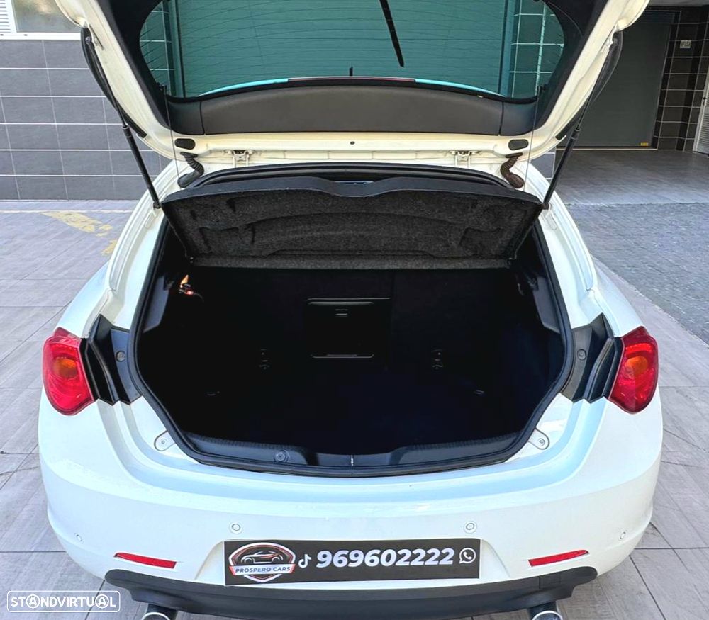 Alfa Romeo Giulietta 1.8 TBi 16V Quadrifoglio Verde - 13