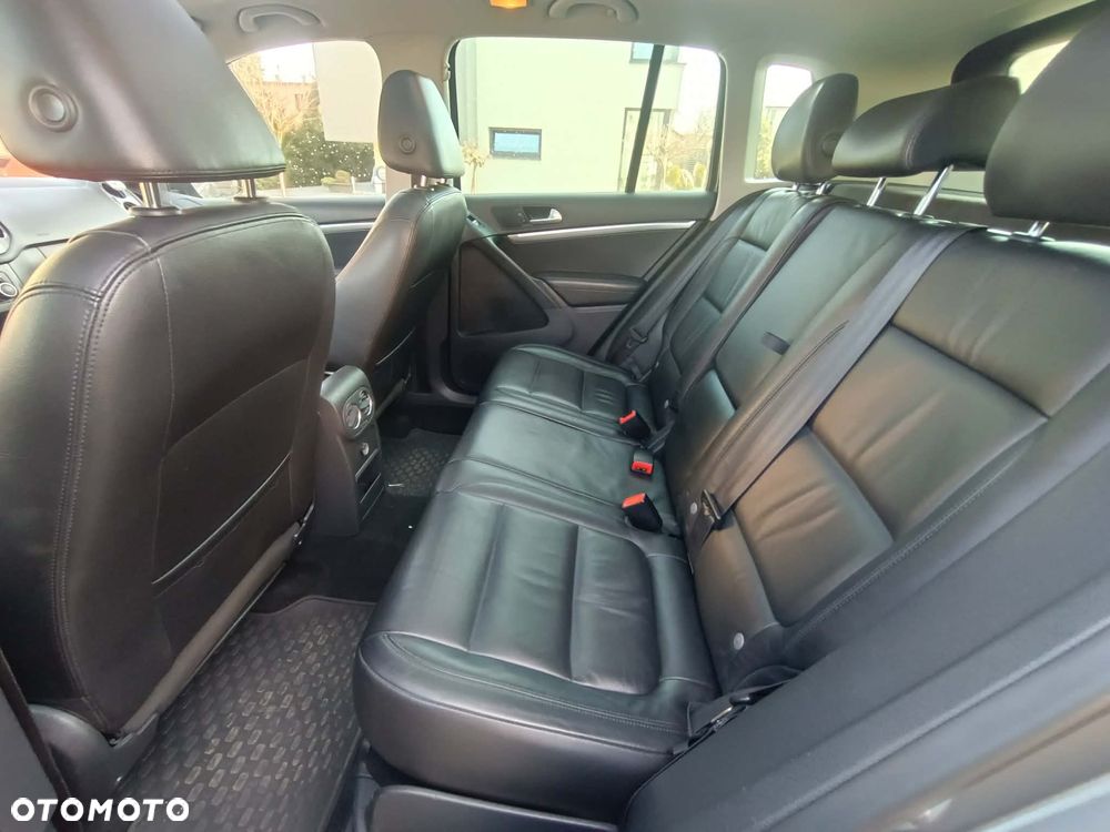 Volkswagen Tiguan - 14