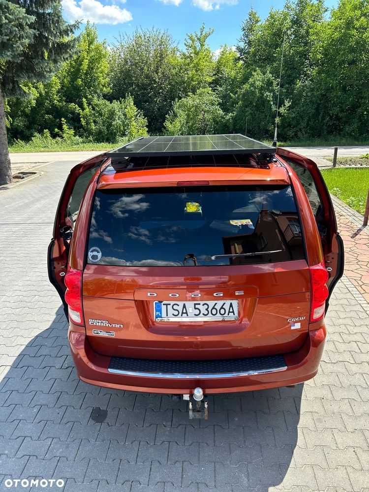 Dodge Grand Caravan - 9