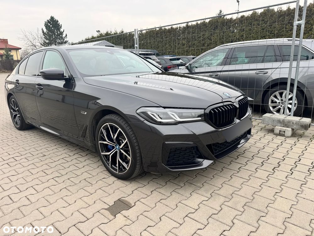 BMW Seria 5 ver-530e-xdrive-m-sport-sport - 1