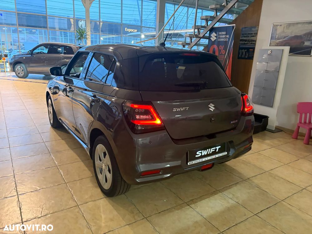 Suzuki Swift - 3