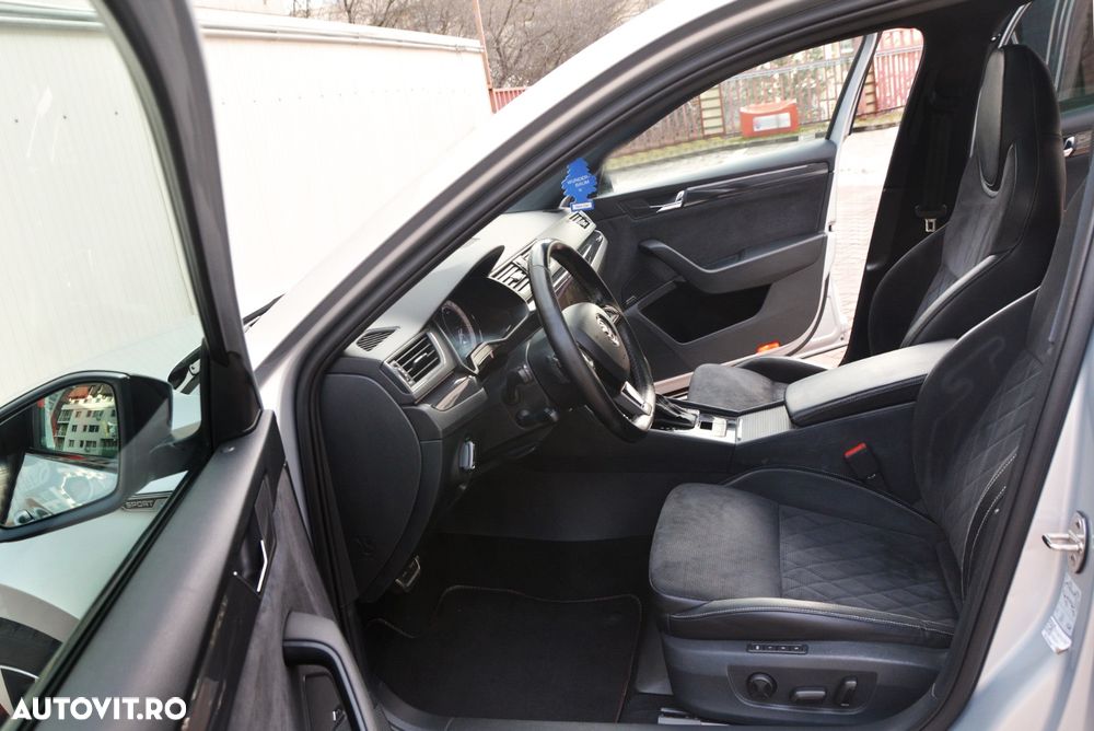 Skoda Superb 2.0 TDI DSG Sportline - 18