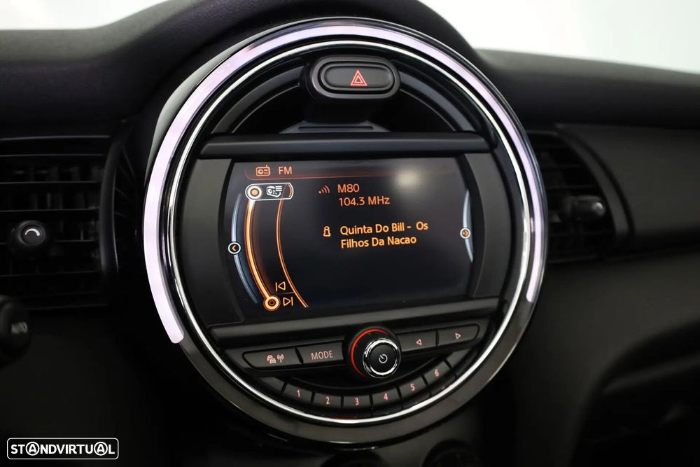 MINI Cabrio One Sport Edition - 32