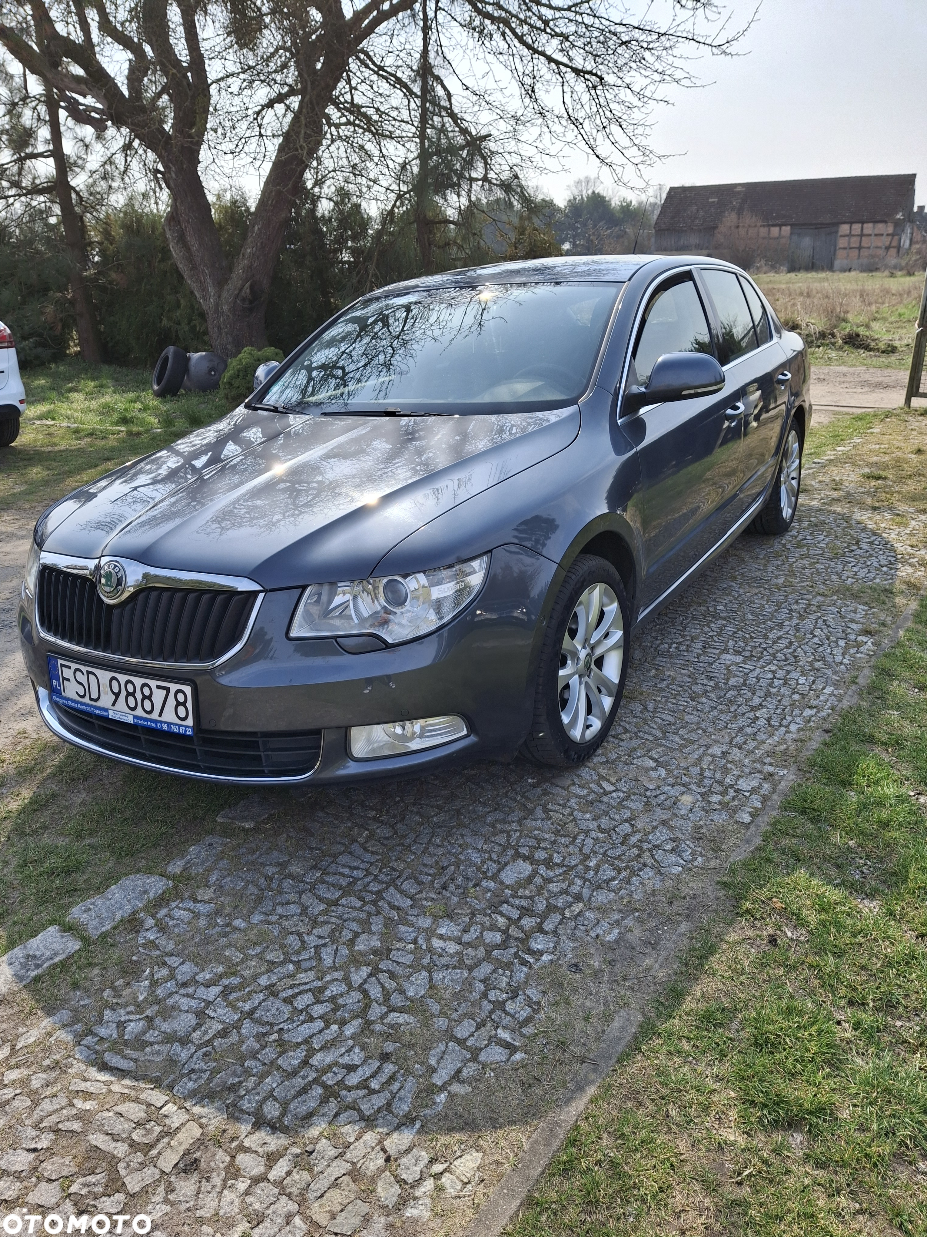 Skoda Superb 1.8 TSI Comfort DSG - 5