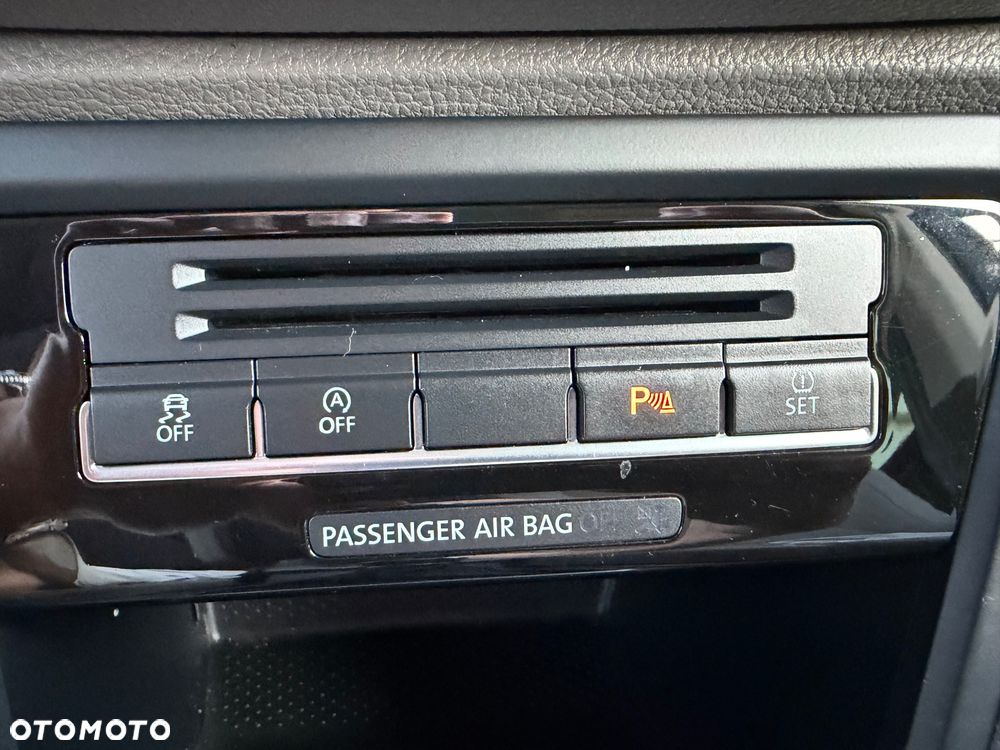 Volkswagen Sharan - 25