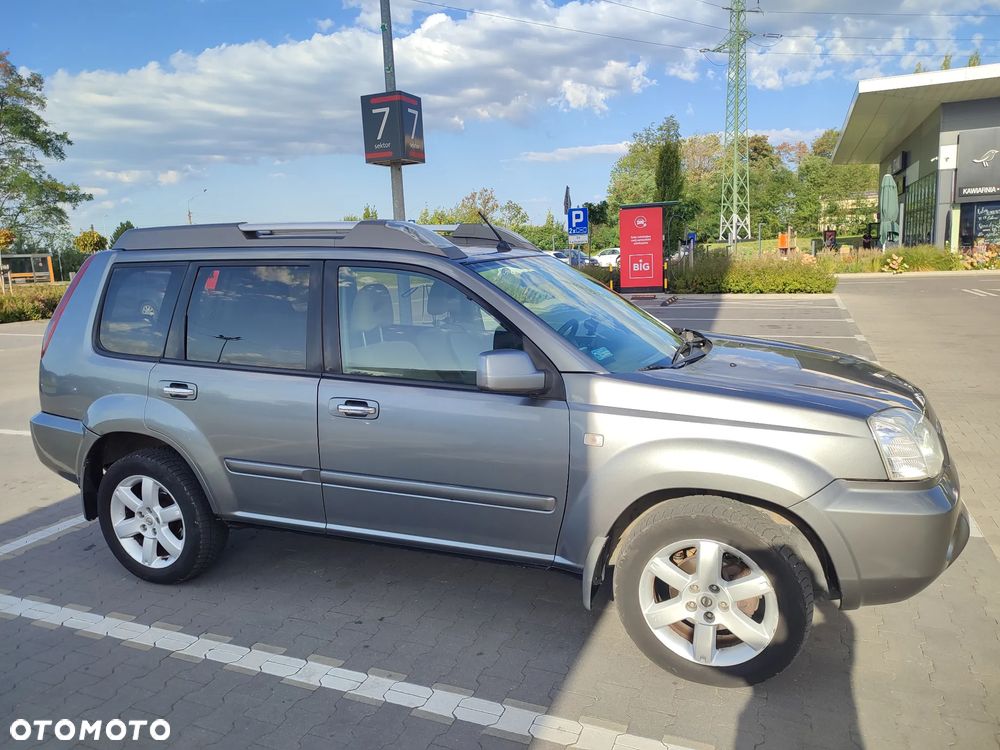 Nissan X-Trail 2.2 dCi 4x4 Columbia - 5
