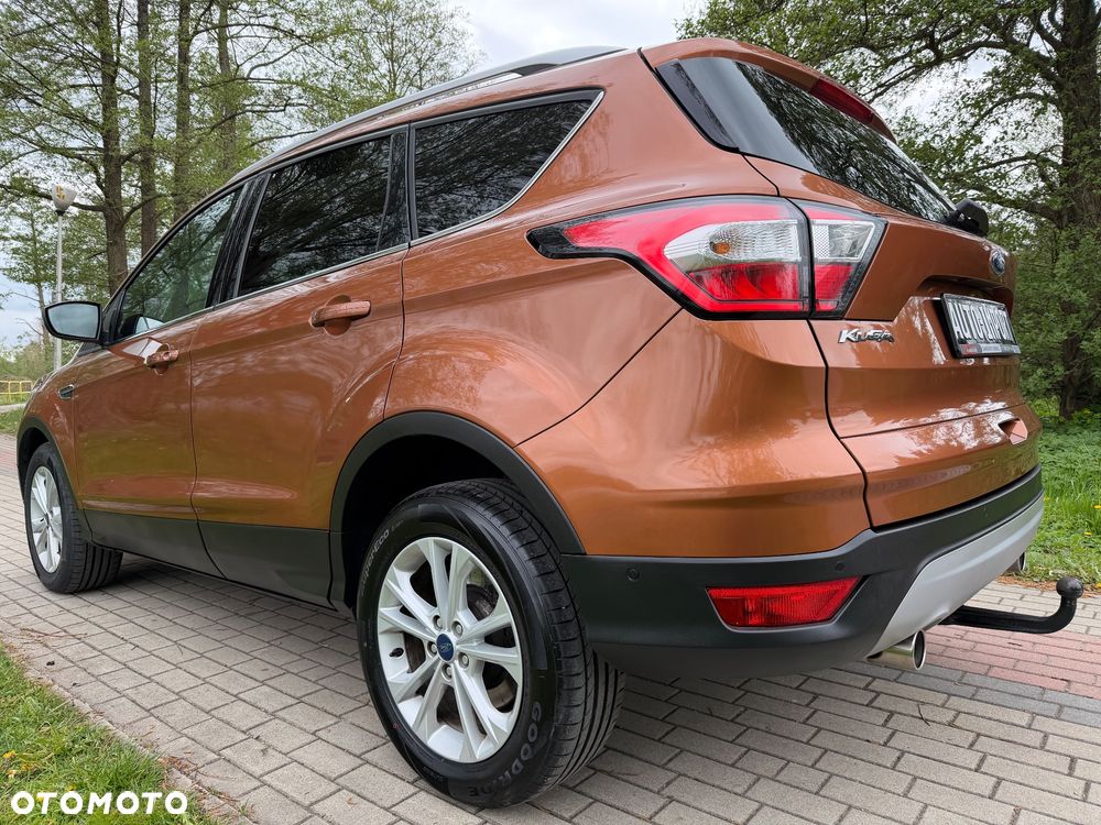 Ford Kuga 2.0 TDCi 2x4 Titanium - 5