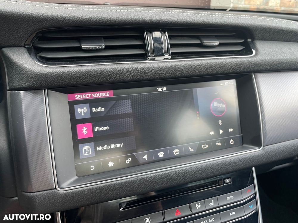 Jaguar XF 20d Aut. R-Sport - 25