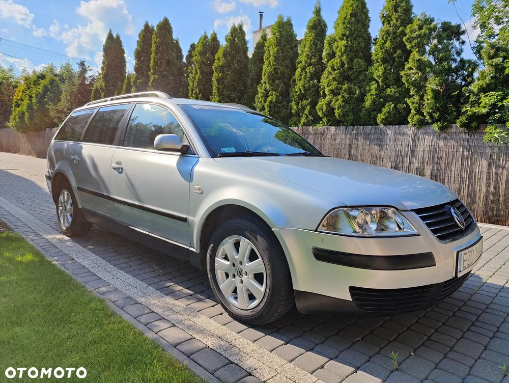 Volkswagen Passat 1.9 TDI Comfortline - 1