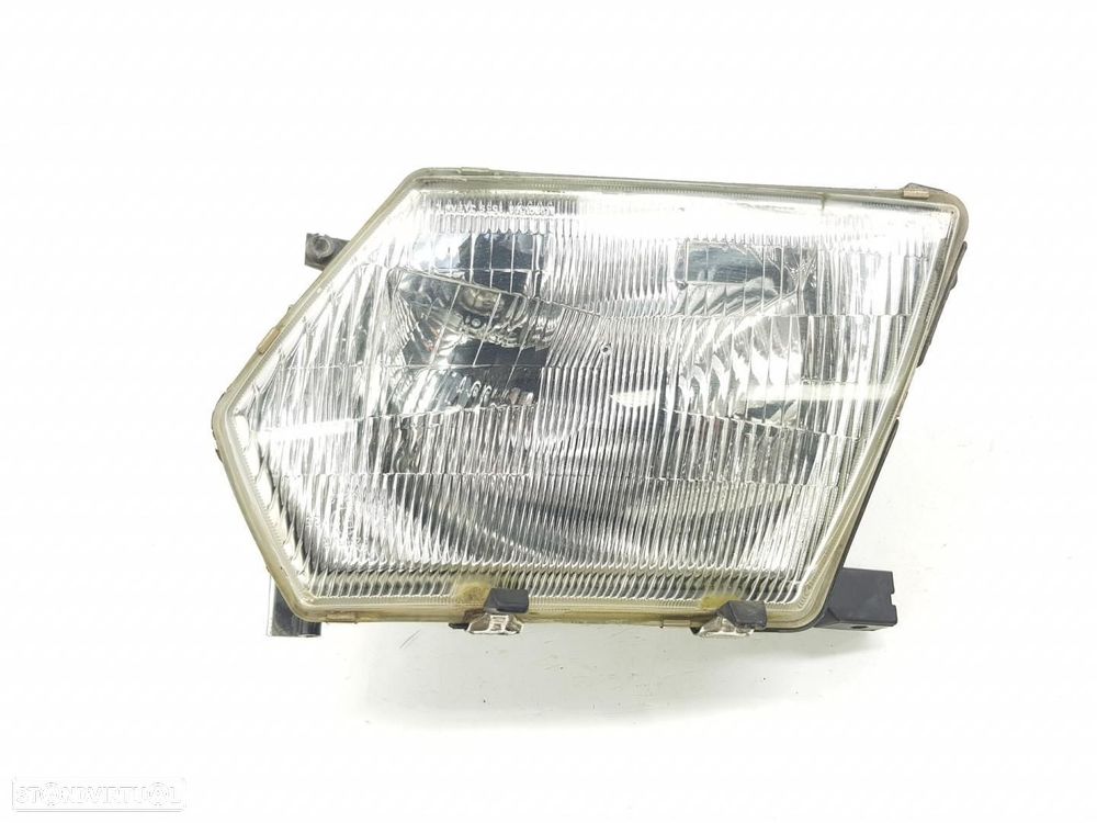 FAROL ESQUERDO NISSAN PATROL GR Y61 - 1