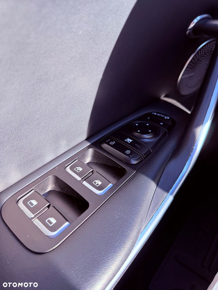 Kia Stinger 3.3 T-GDI AWD GT - 17