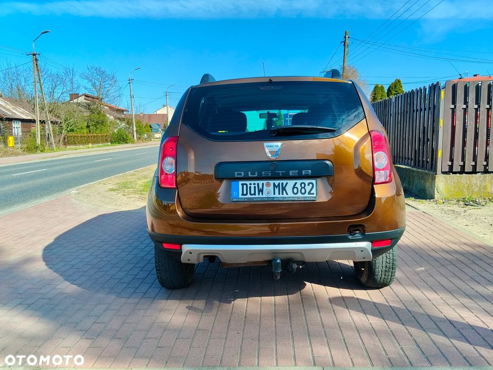 Dacia Duster 1.6 16V 4x4 - 6