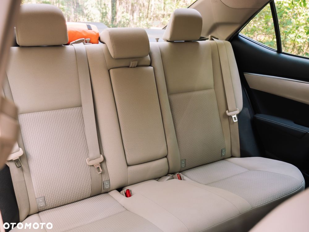 Toyota Corolla - 29