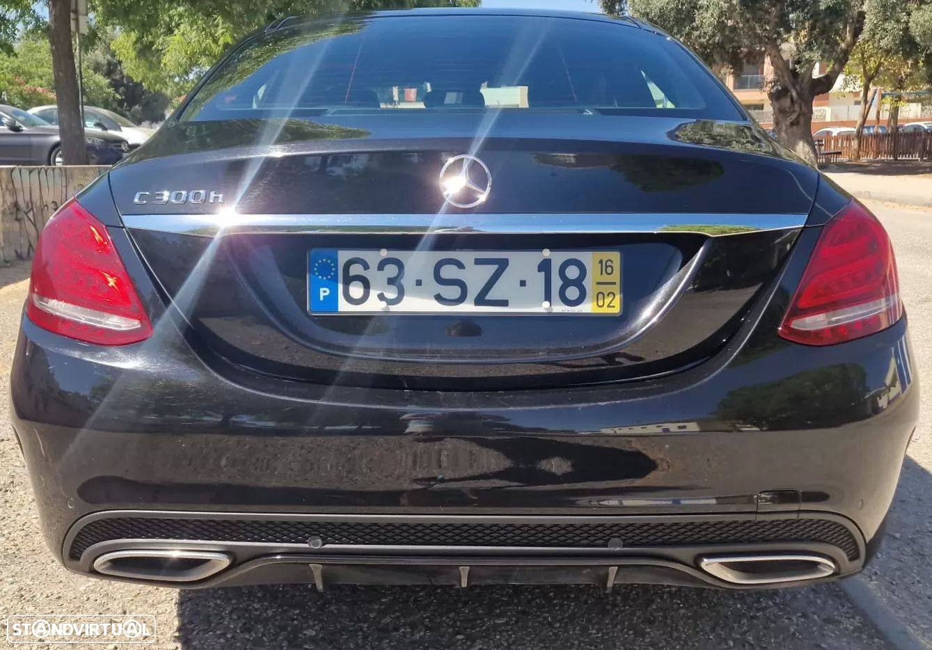 Mercedes-Benz C 300 h AMG Line - 9