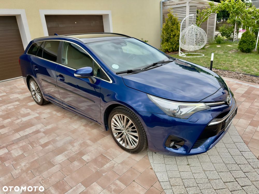 Toyota Avensis 1.8 Premium - 9