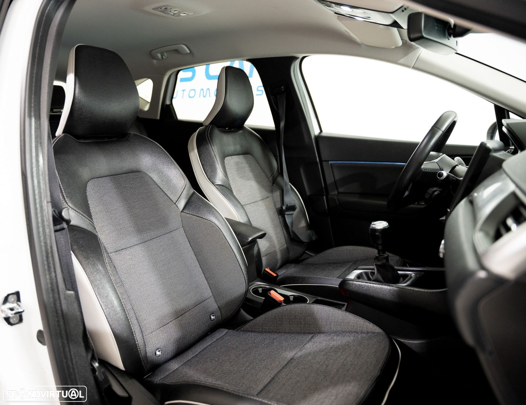 Renault Captur 1.0 TCe Intens - 15