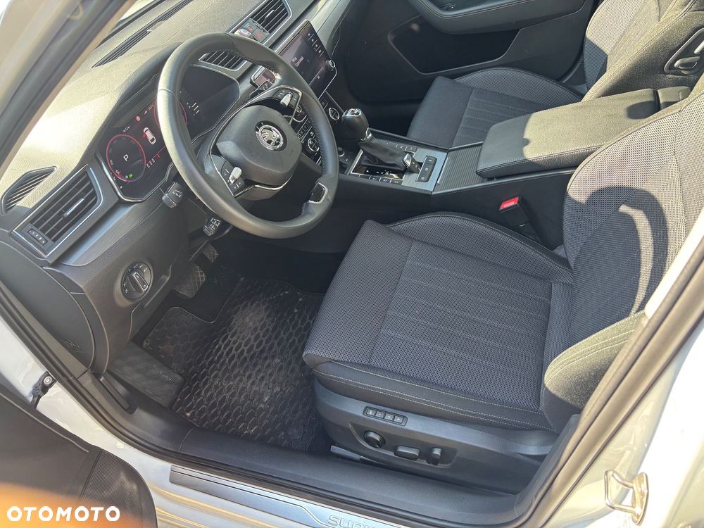 Skoda Superb 2.0 TSI 4x4 Style DSG - 19