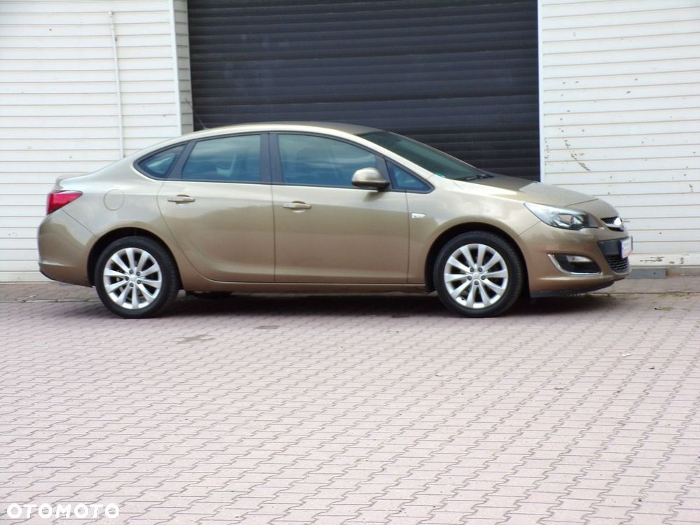 Opel Astra - 5