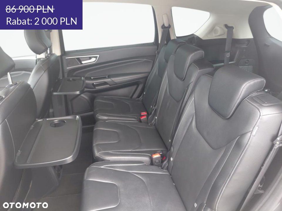 Ford S-Max - 13