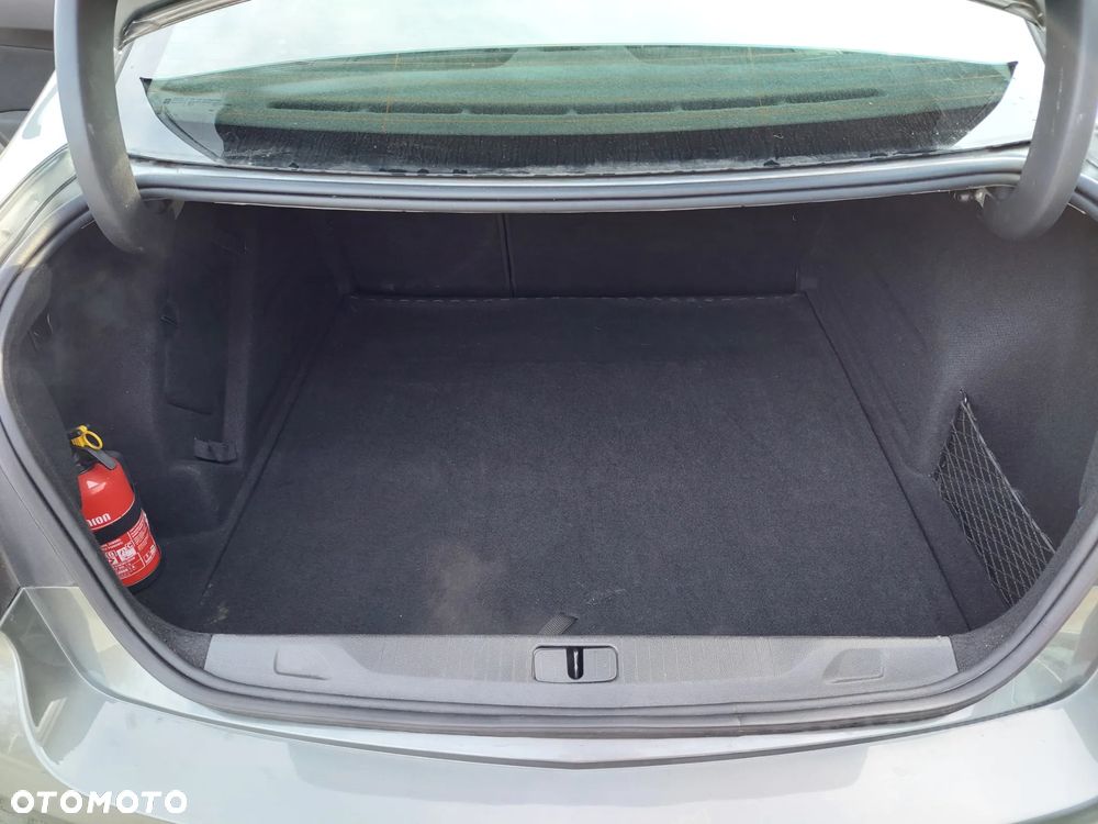 Opel Astra 1.4 T EU6 - 22