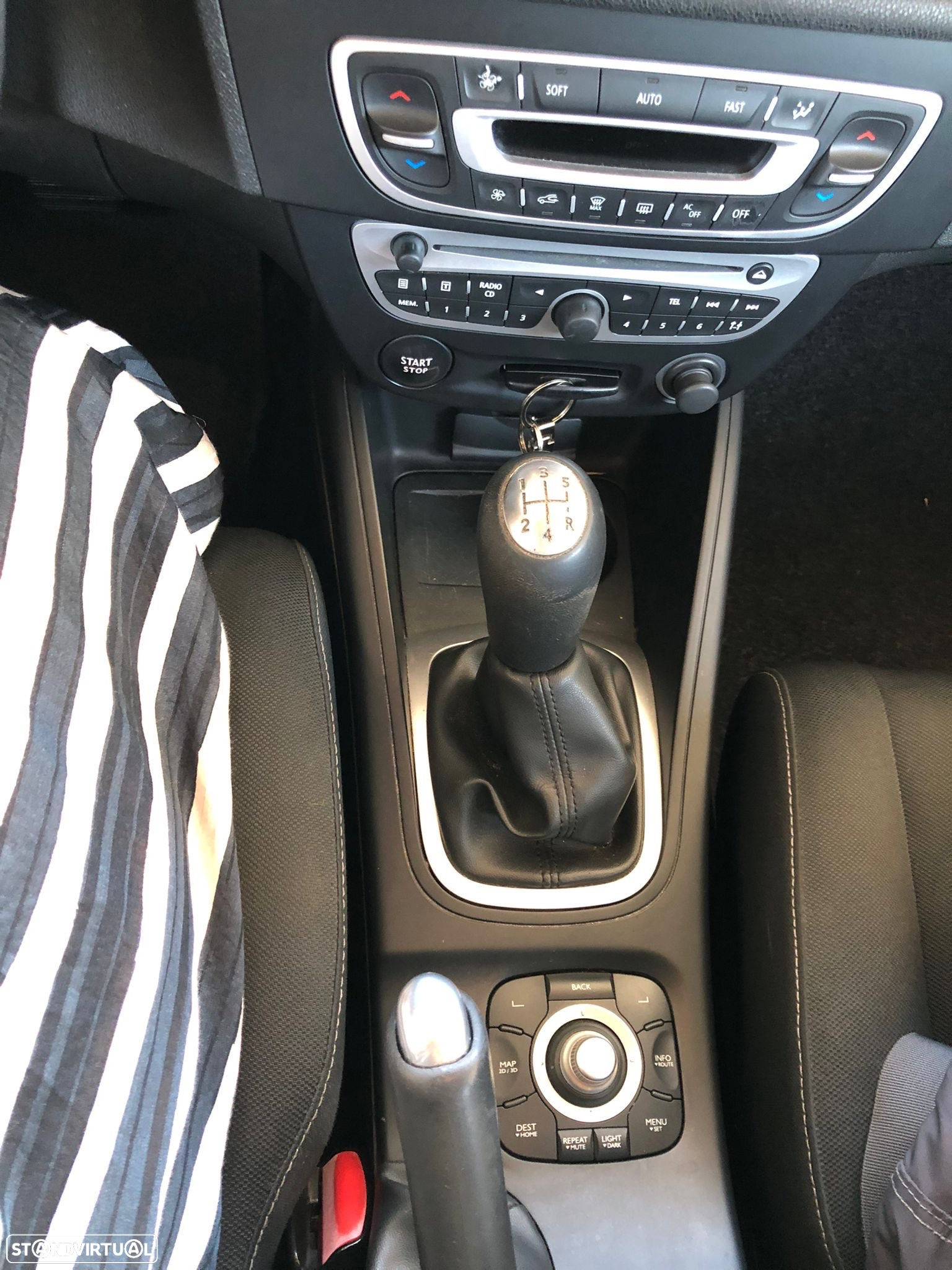 Renault Mégane Sport Tourer 1.5 dCi Confort CO2 Champion - 10
