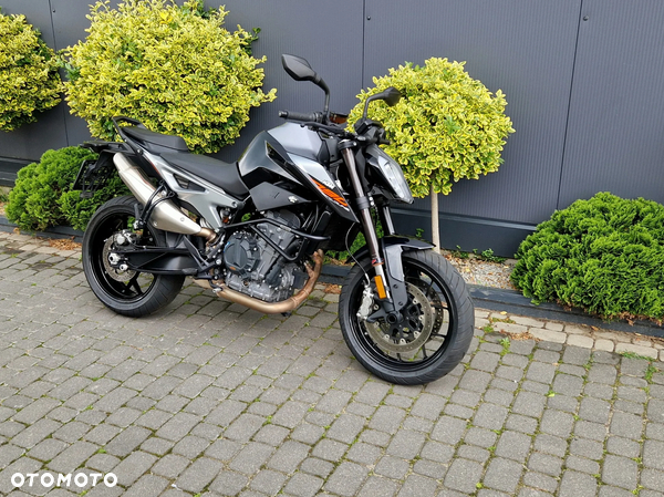 KTM Duke