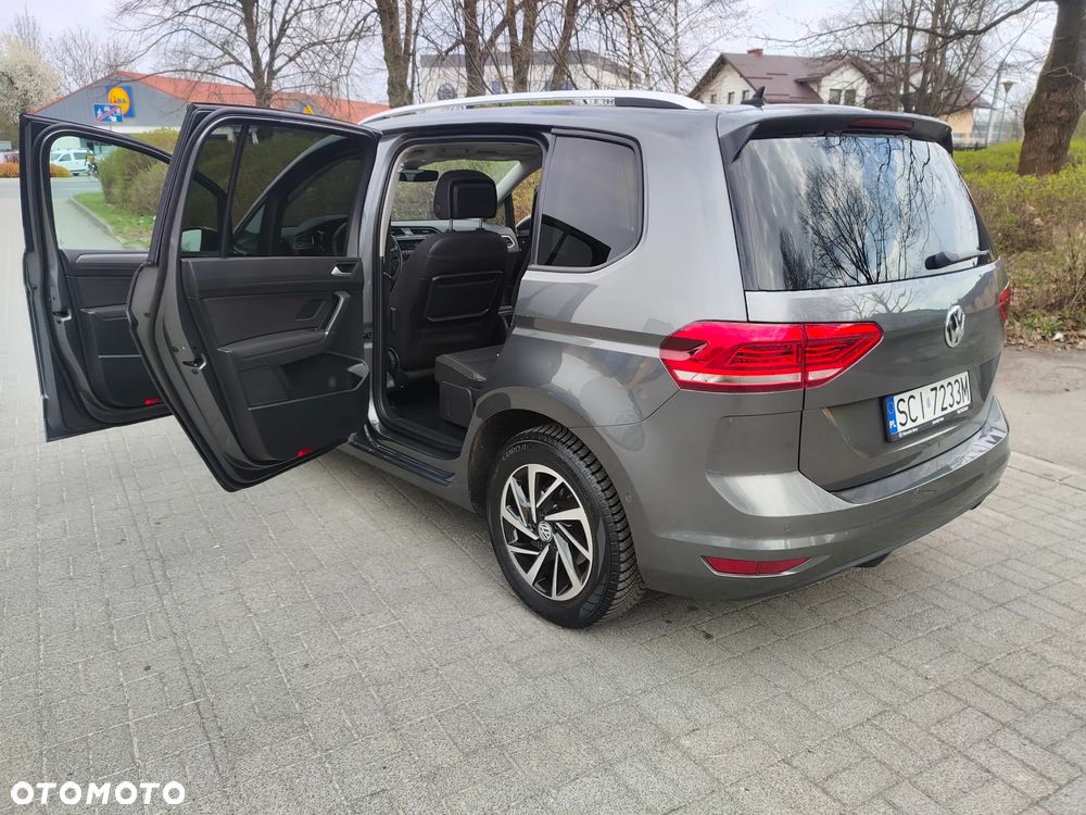 Volkswagen Touran 1.6 TDI SCR (BlueMotion Technology) DSG Comfortline - 26