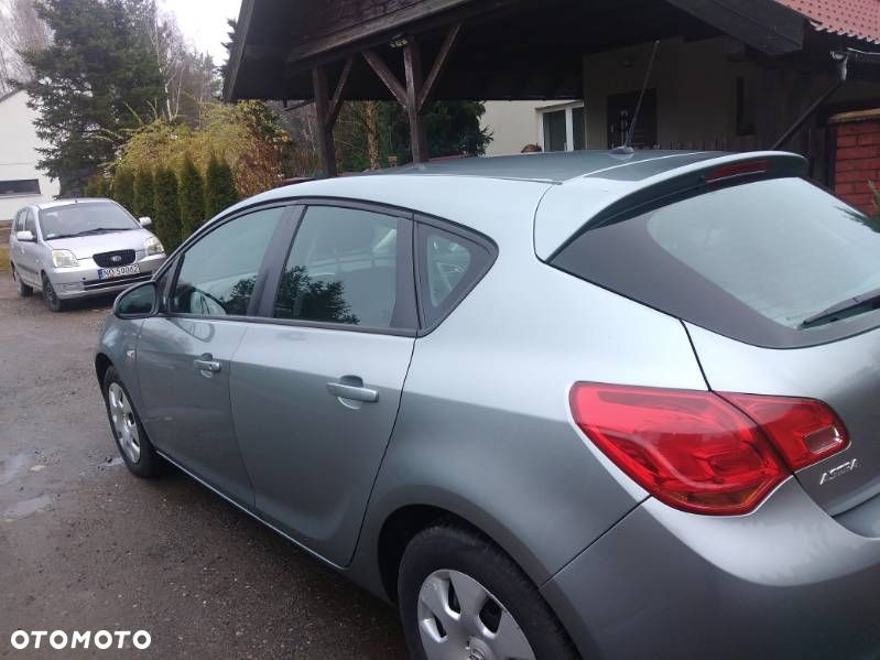 Opel Astra 1.7 CDTI - 3