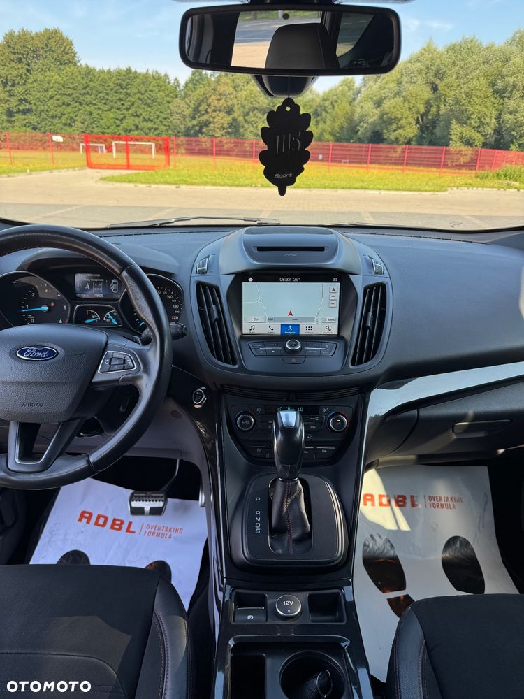 Ford Kuga 1.5 TDCi FWD ST-Line - 10