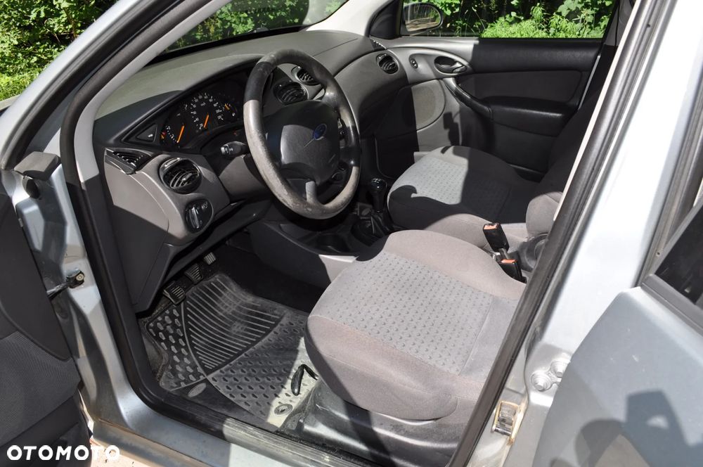 Ford Focus 1.6 FX - 5