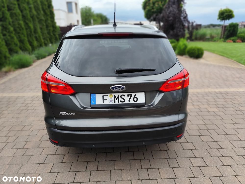 Ford Focus 1.5 TDCi DPF Start-Stopp-System Titanium - 4