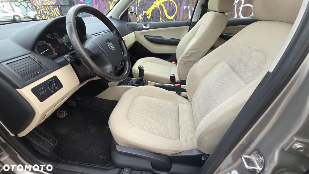 Skoda Fabia - 5