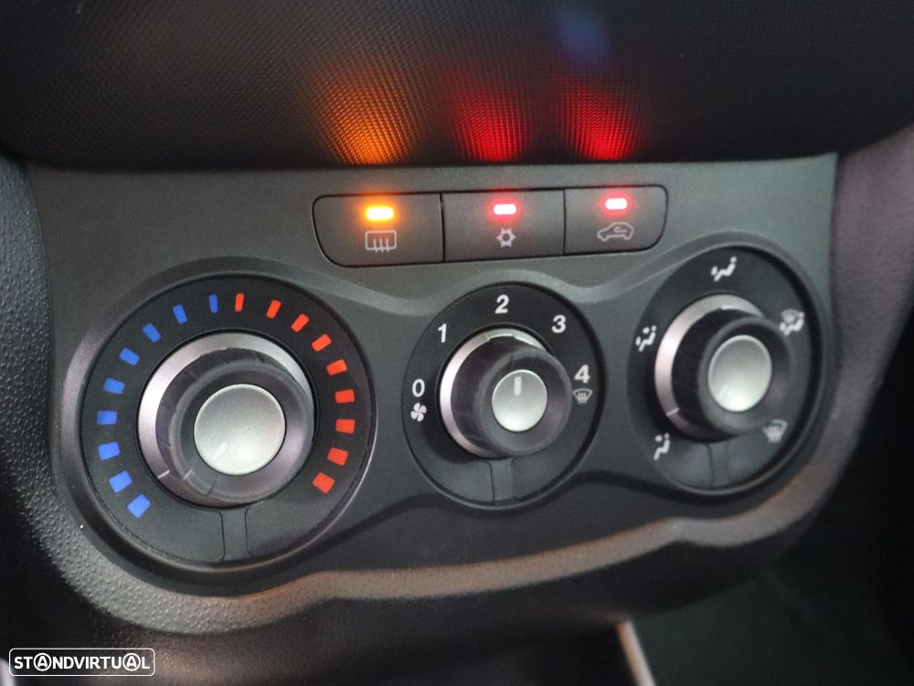 Alfa Romeo MiTo 1.3 JTDM Urban - 14