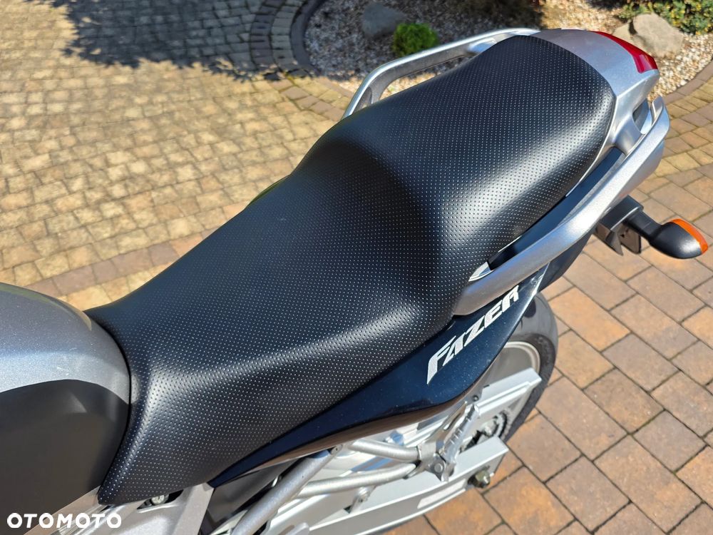 Yamaha FZ6 - 15
