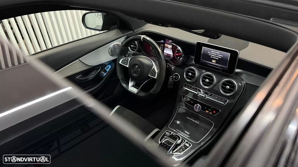 Mercedes-Benz C 63 AMG S - 21