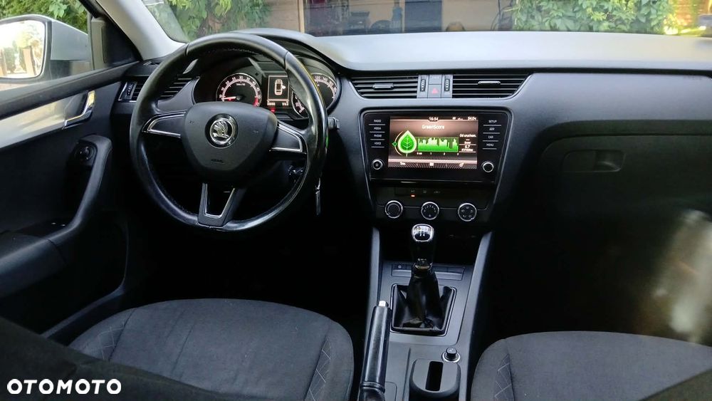 Skoda Octavia 1.6 TDI Active - 10