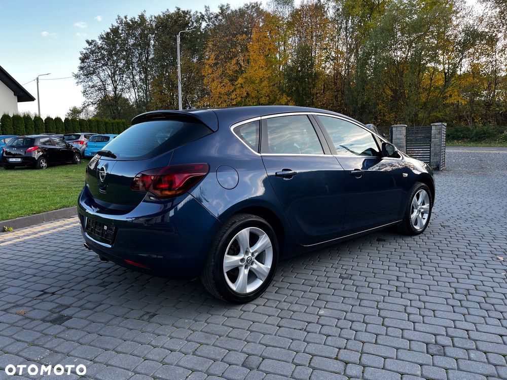 Opel Astra 1.4 Turbo Design Edition - 3