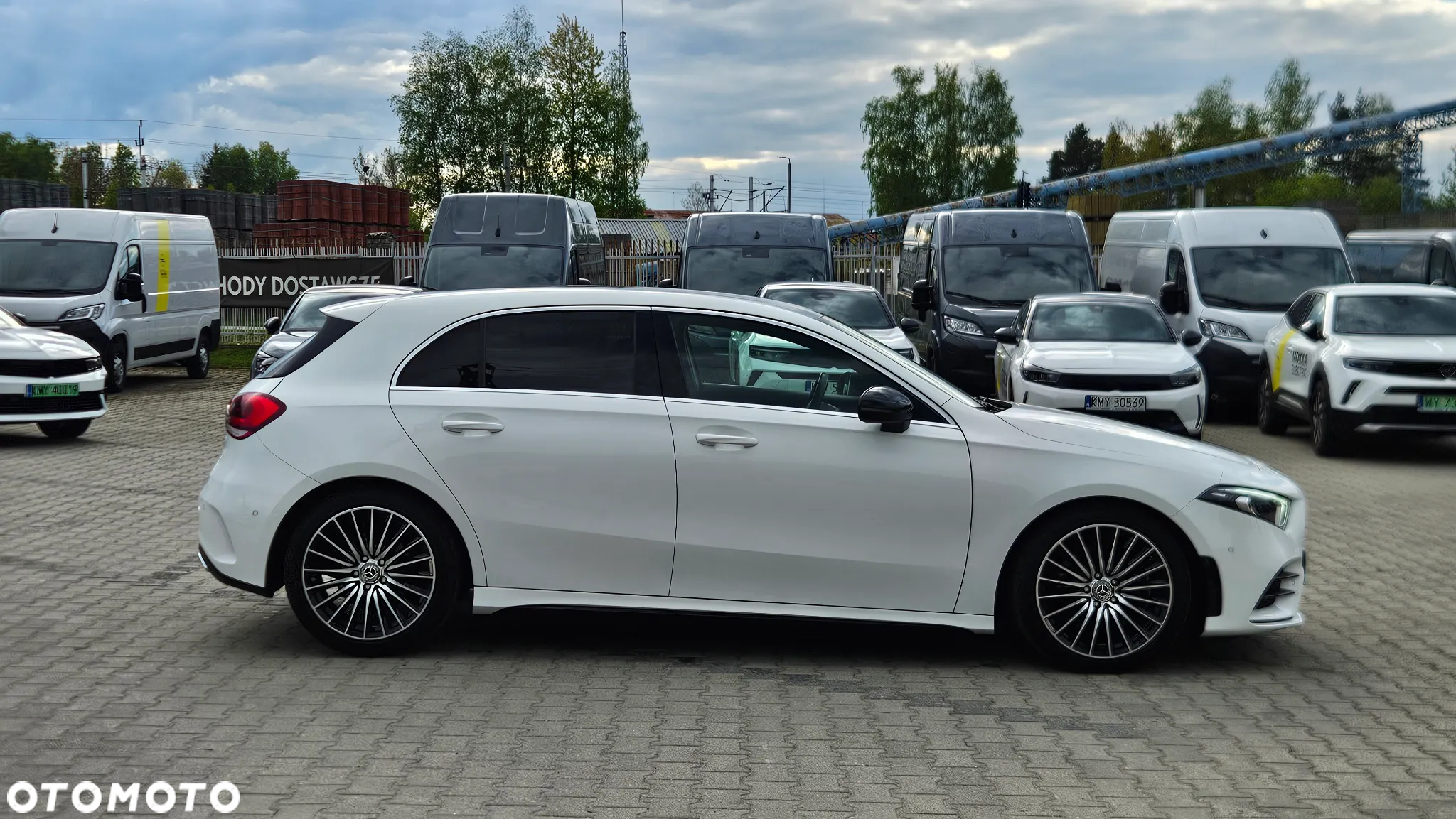 Mercedes-Benz Klasa A 220 d 4-Matic AMG Line 8G-DCT - 21