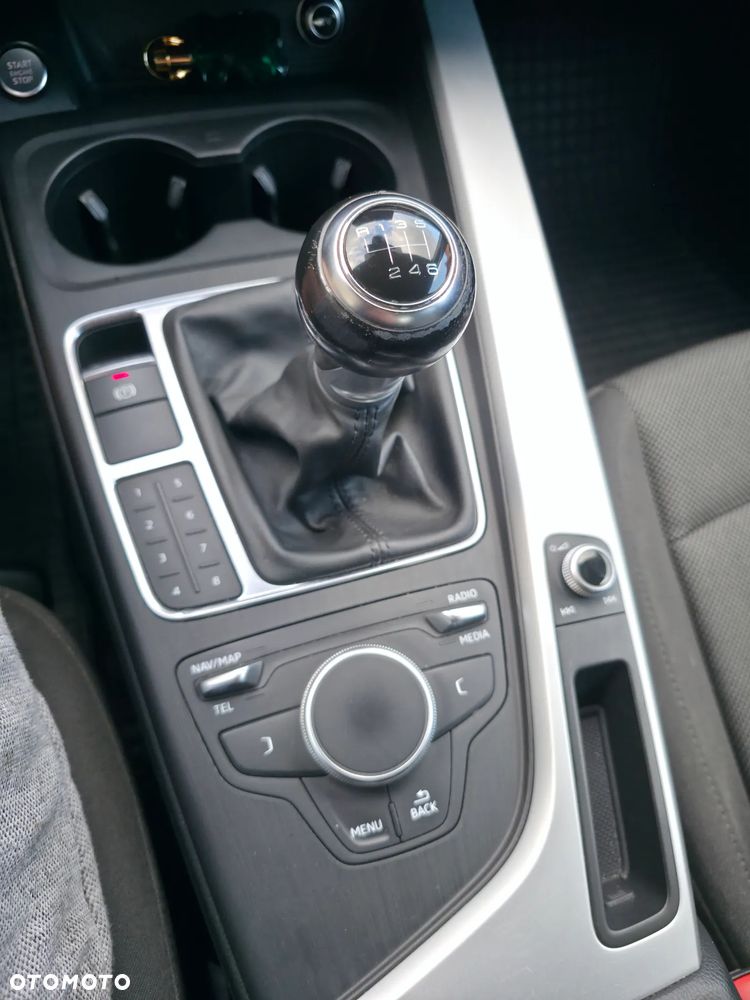 Audi A4 Limousine 2.0 TDI - 7
