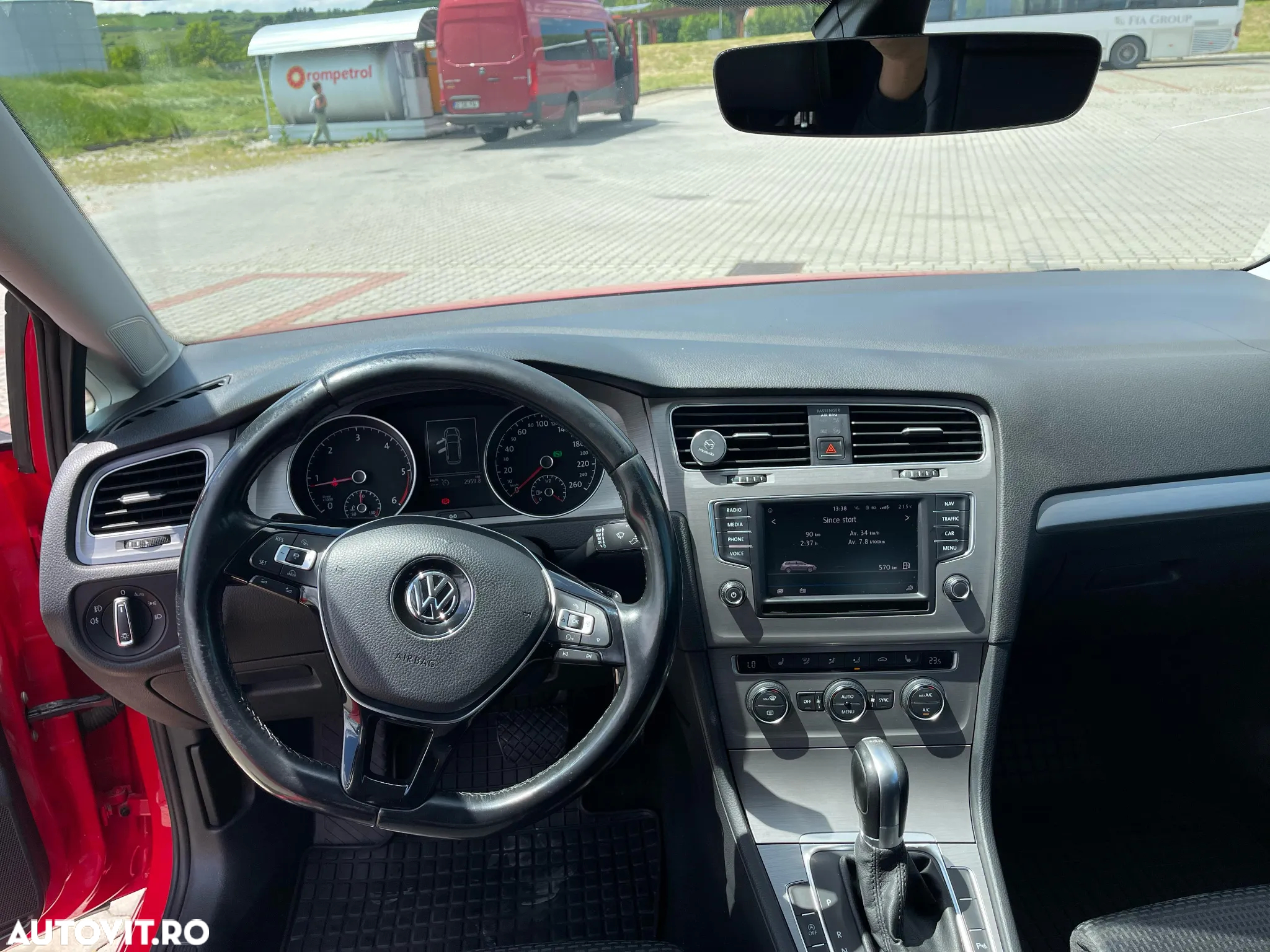 Volkswagen Golf 1.6 TDI BlueMotion Technology DSG Comfortline - 3