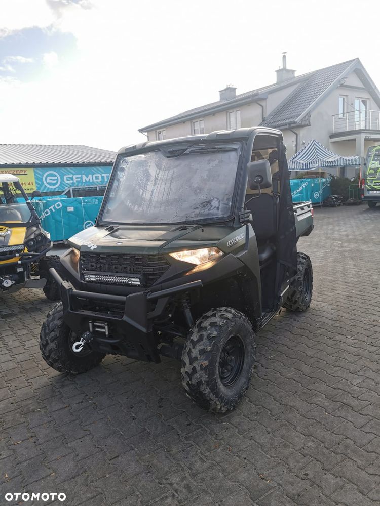 Polaris Ranger - 1