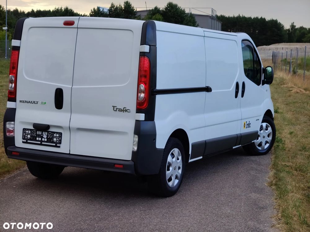 Renault Trafic - 15