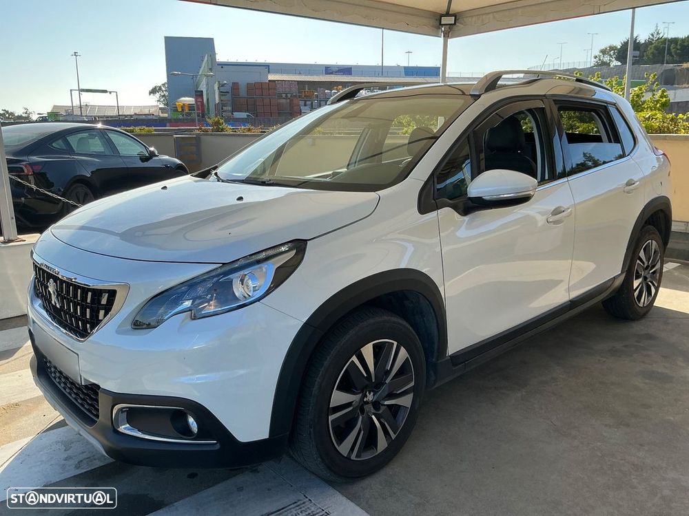 Peugeot 2008 1.2 PureTech Allure EAT6 - 1