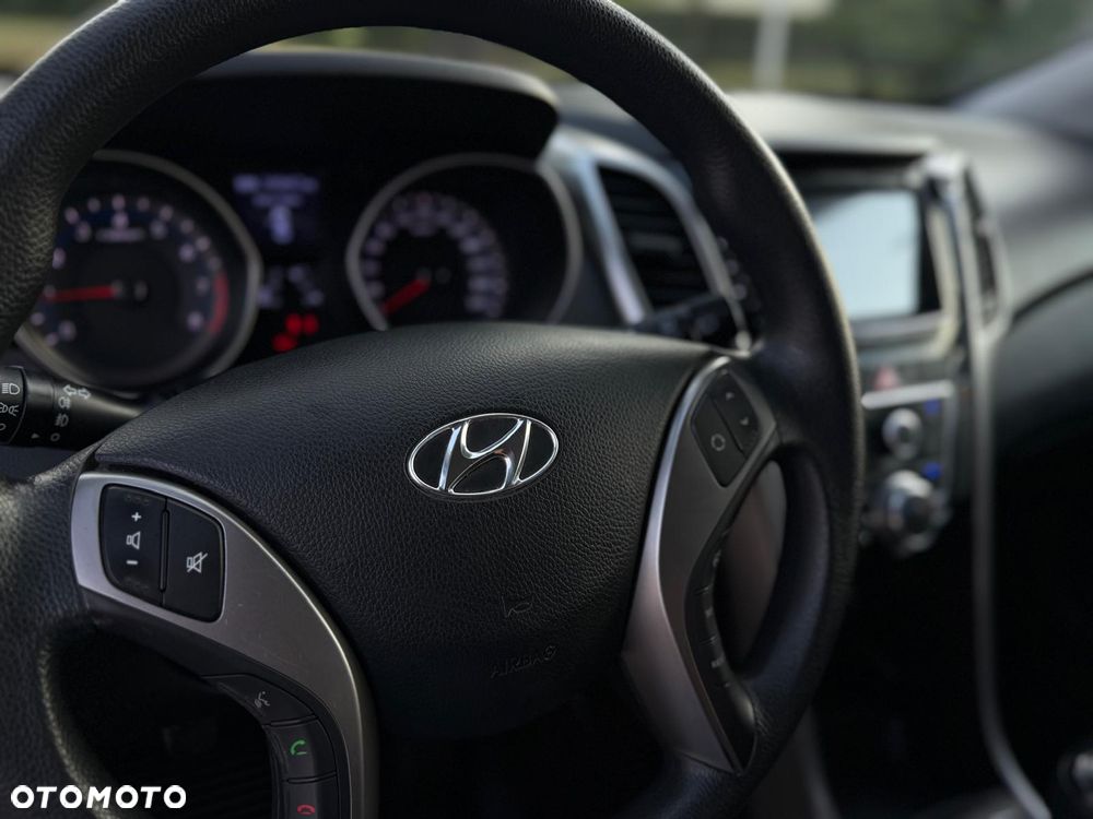 Hyundai i30 1.4 Trend - 36