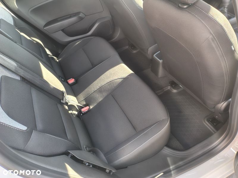 Renault Clio - 11