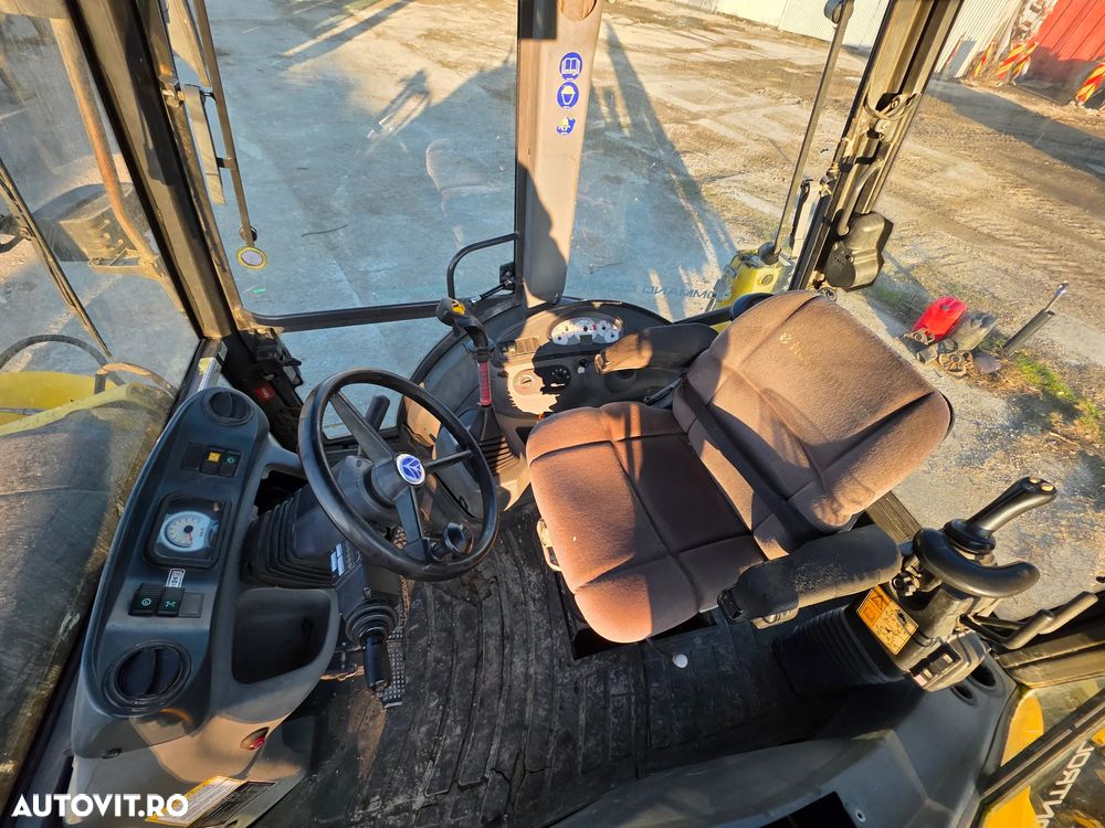 New Holland B115B 4x4x4 buldoexcavator full joystick - 9