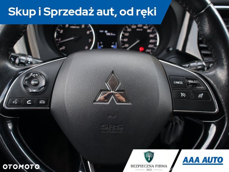 Mitsubishi Outlander - 15