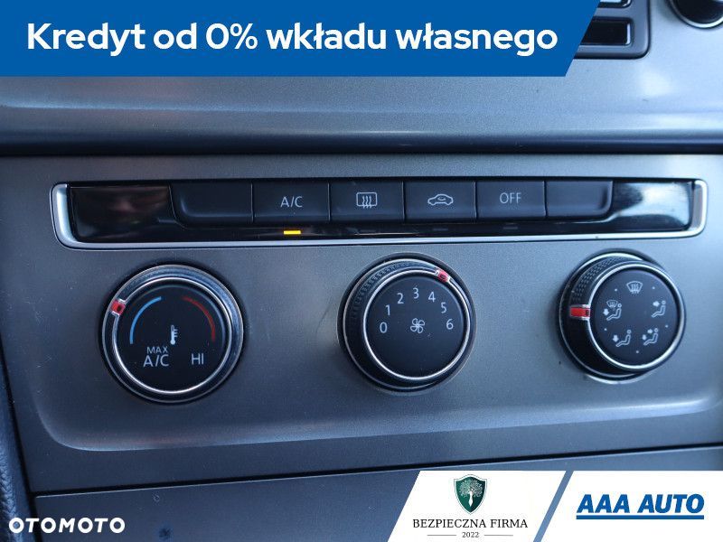 Volkswagen Golf Variant - 14